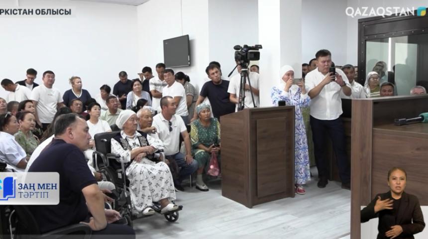EkmCTeaNaB.jpg