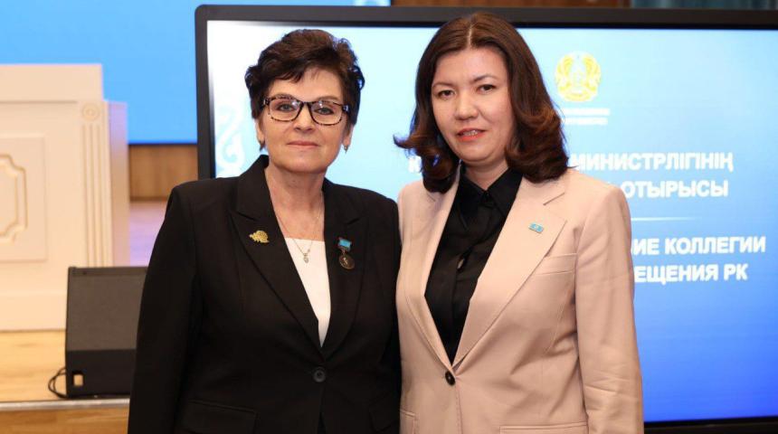XO937IALB8.jpeg